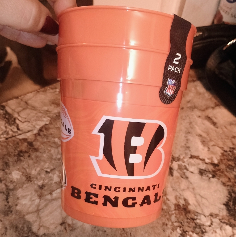 NFL Bengals Orange Fan Cups Large 2 Pk Brand New - Picture 3 of 3
